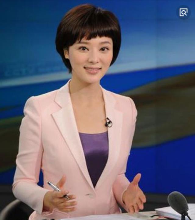 晨间一杯咖啡一份报纸：《每日新闻报》的坚守与突围